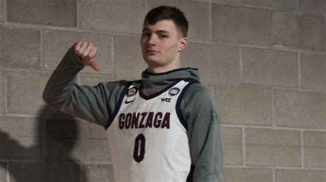 March sadness: Christian Braun loses wager to Julian Strawther.